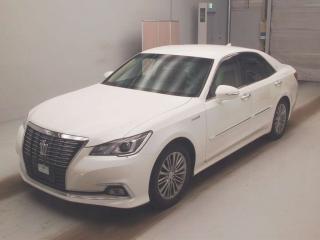TOYOTA CROWN HYBRID