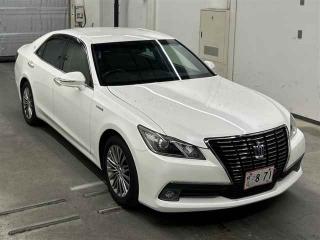 TOYOTA CROWN HYBRID