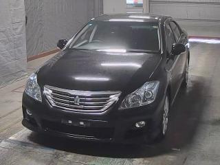 TOYOTA CROWN HYBRID