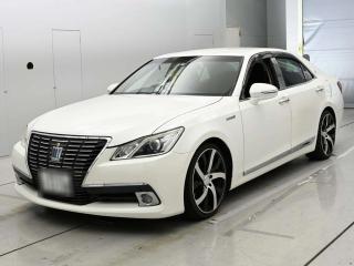 TOYOTA CROWN HYBRID