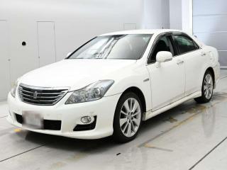 TOYOTA CROWN HYBRID