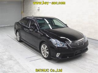 TOYOTA CROWN HYBRID
