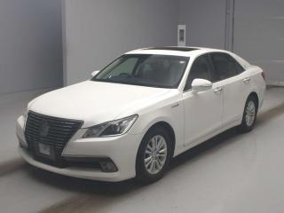 TOYOTA CROWN HYBRID