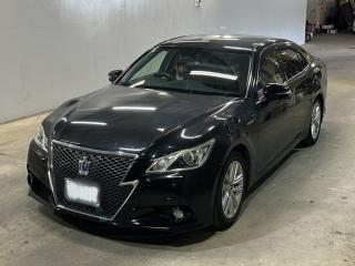 TOYOTA CROWN HYBRID