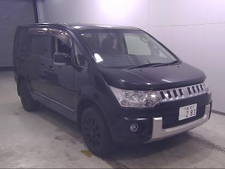 MITSUBISHI DELICA D:5
