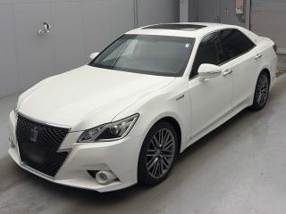 TOYOTA CROWN HYBRID
