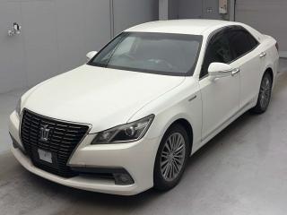 TOYOTA CROWN HYBRID