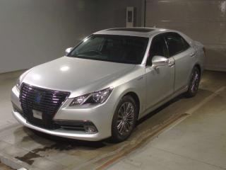 TOYOTA CROWN HYBRID
