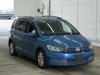 VOLKSWAGEN GOLF TOURAN