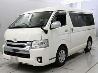 TOYOTA HIACE WAGON