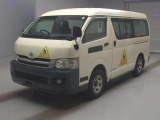 TOYOTA HIACE WAGON