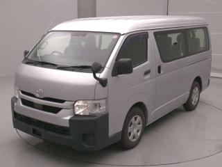 TOYOTA HIACE WAGON