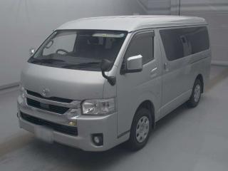 TOYOTA HIACE WAGON