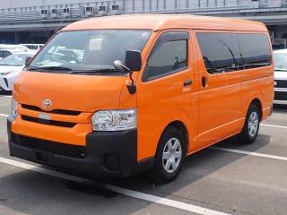 TOYOTA HIACE WAGON
