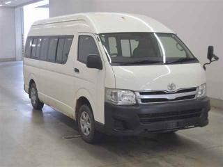 TOYOTA HIACE COMMUTER