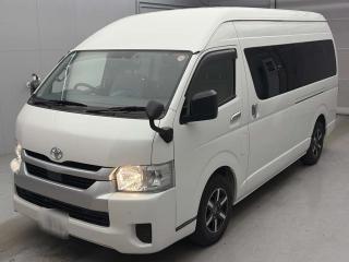 TOYOTA HIACE COMMUTER
