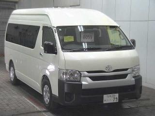 TOYOTA HIACE COMMUTER