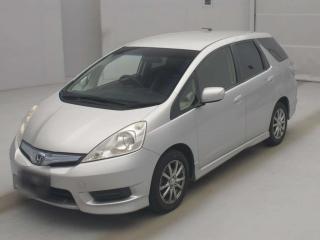 HONDA FIT SHUTTLE HYBRID