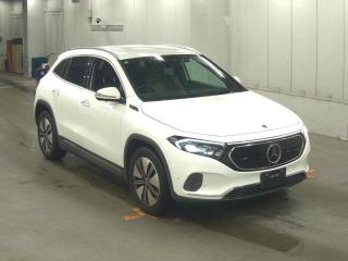 MERCEDES BENZ EQA