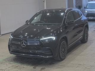 MERCEDES BENZ EQA