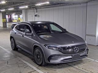 MERCEDES BENZ EQA