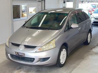 MITSUBISHI GRANDIS