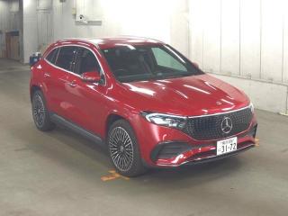 MERCEDES BENZ EQA