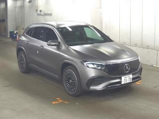 MERCEDES BENZ EQA