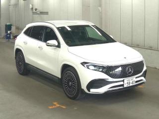 MERCEDES BENZ EQA
