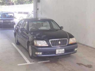 TOYOTA CROWN MAJESTA