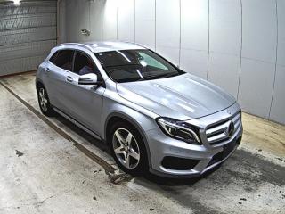 MERCEDES BENZ GLA