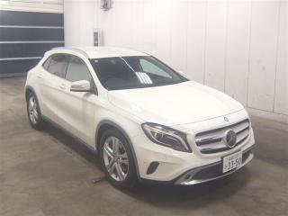MERCEDES BENZ GLA