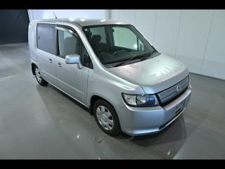 HONDA MOBILIO SPIKE