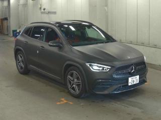 MERCEDES BENZ GLA