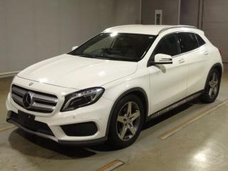 MERCEDES BENZ GLA