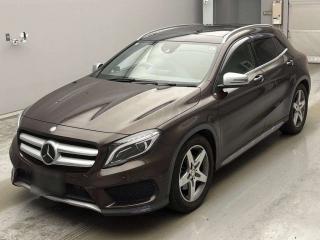 MERCEDES BENZ GLA