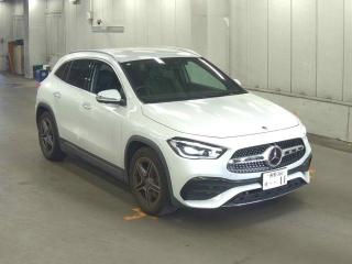 MERCEDES BENZ GLA