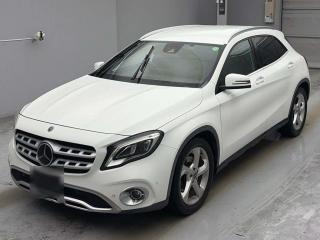 MERCEDES BENZ GLA