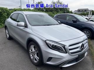 MERCEDES BENZ GLA