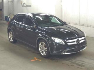 MERCEDES BENZ GLA