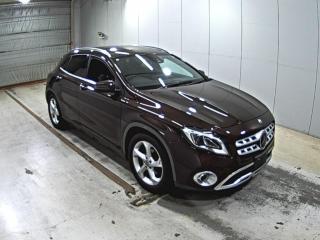 MERCEDES BENZ GLA