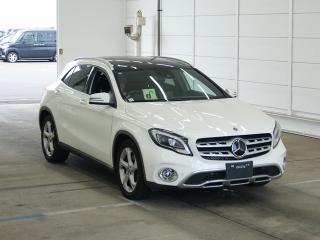 MERCEDES BENZ GLA