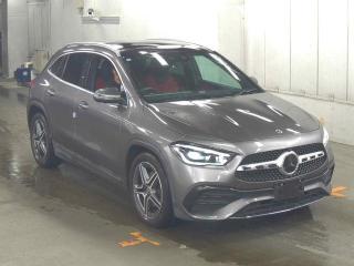MERCEDES BENZ GLA