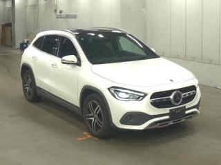MERCEDES BENZ GLA