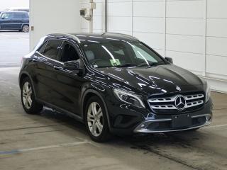 MERCEDES BENZ GLA