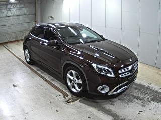 MERCEDES BENZ GLA