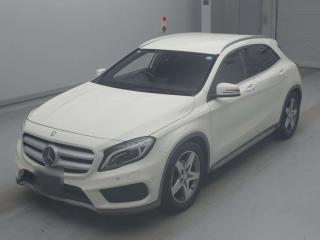 MERCEDES BENZ GLA