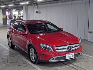 MERCEDES BENZ GLA