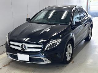 MERCEDES BENZ GLA