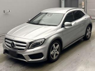 MERCEDES BENZ GLA